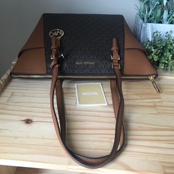 🌼Michael Kors Set - Picture 14 of 15